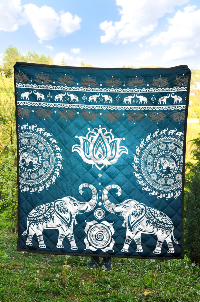 Blue Mandala Premium Quilt